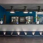 La Meridiana Bleisure فندق
