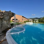 La Meridiana Bleisure فندق بيرودجا
