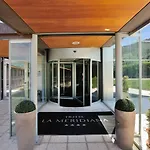 La Meridiana Bleisure فندق