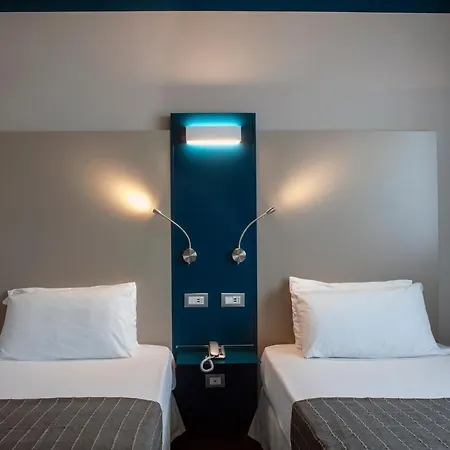 Hotel La Meridiana Bleisure 4*