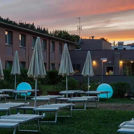 La Meridiana Bleisure Hotel 4*