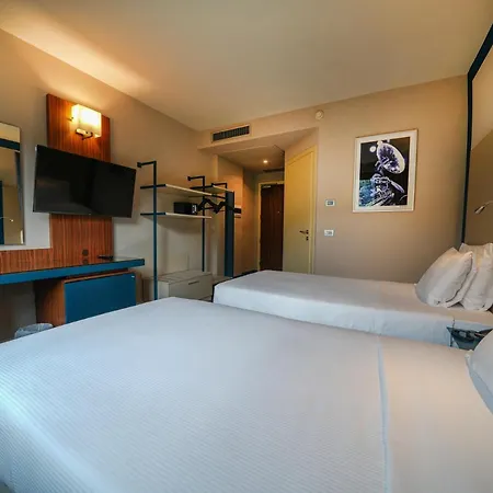 La Meridiana Hotel 4*
