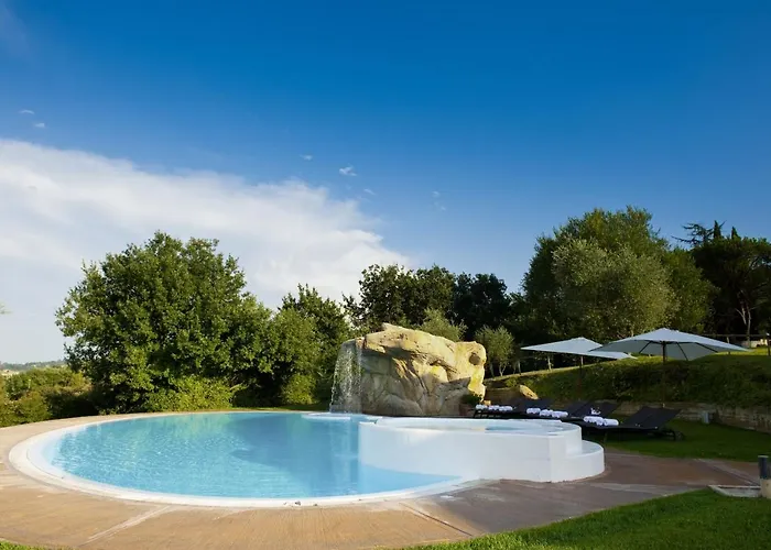 La Meridiana Bleisure Hotel 4*